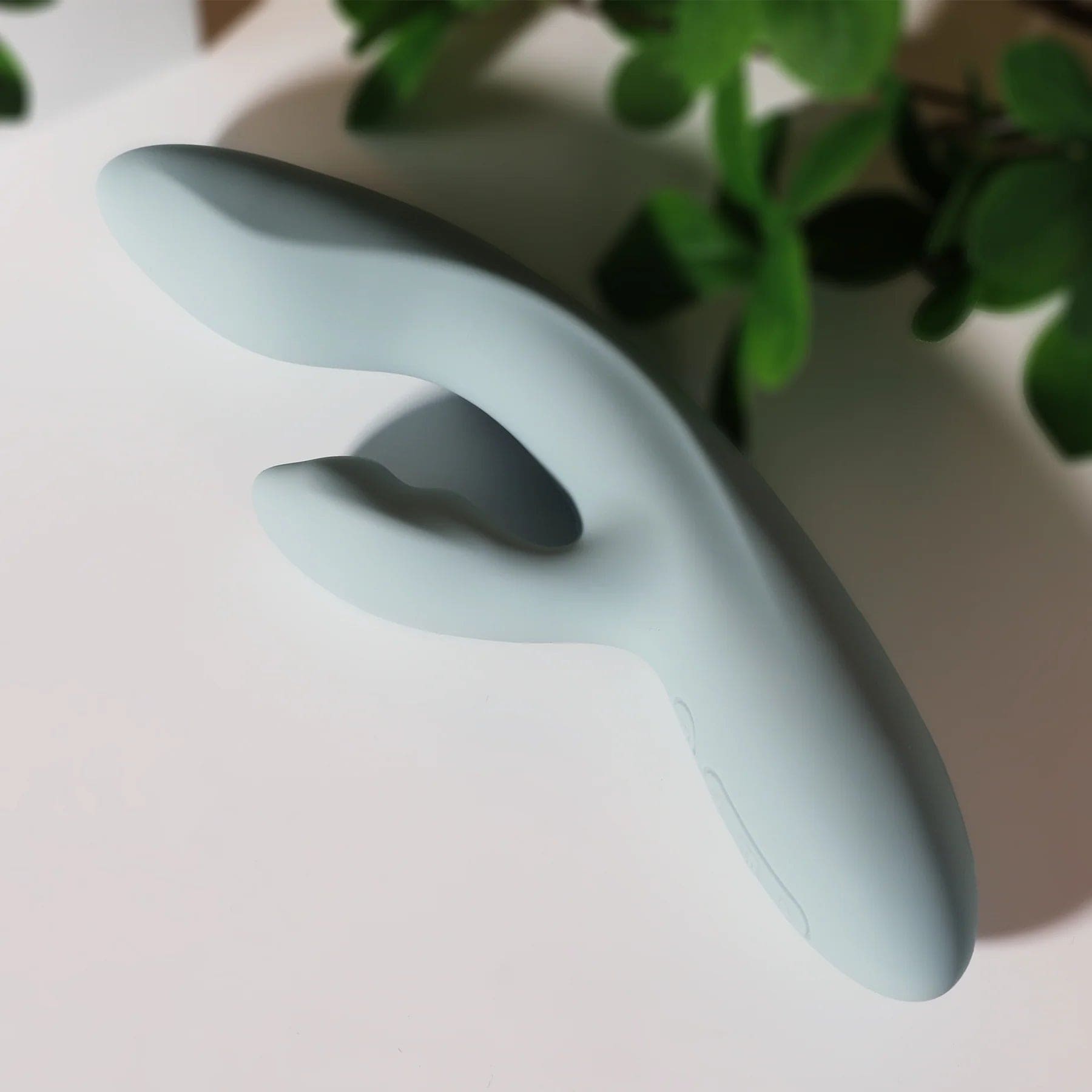 Svakom Chika Smart Rabbit Vibrator - Rolik®