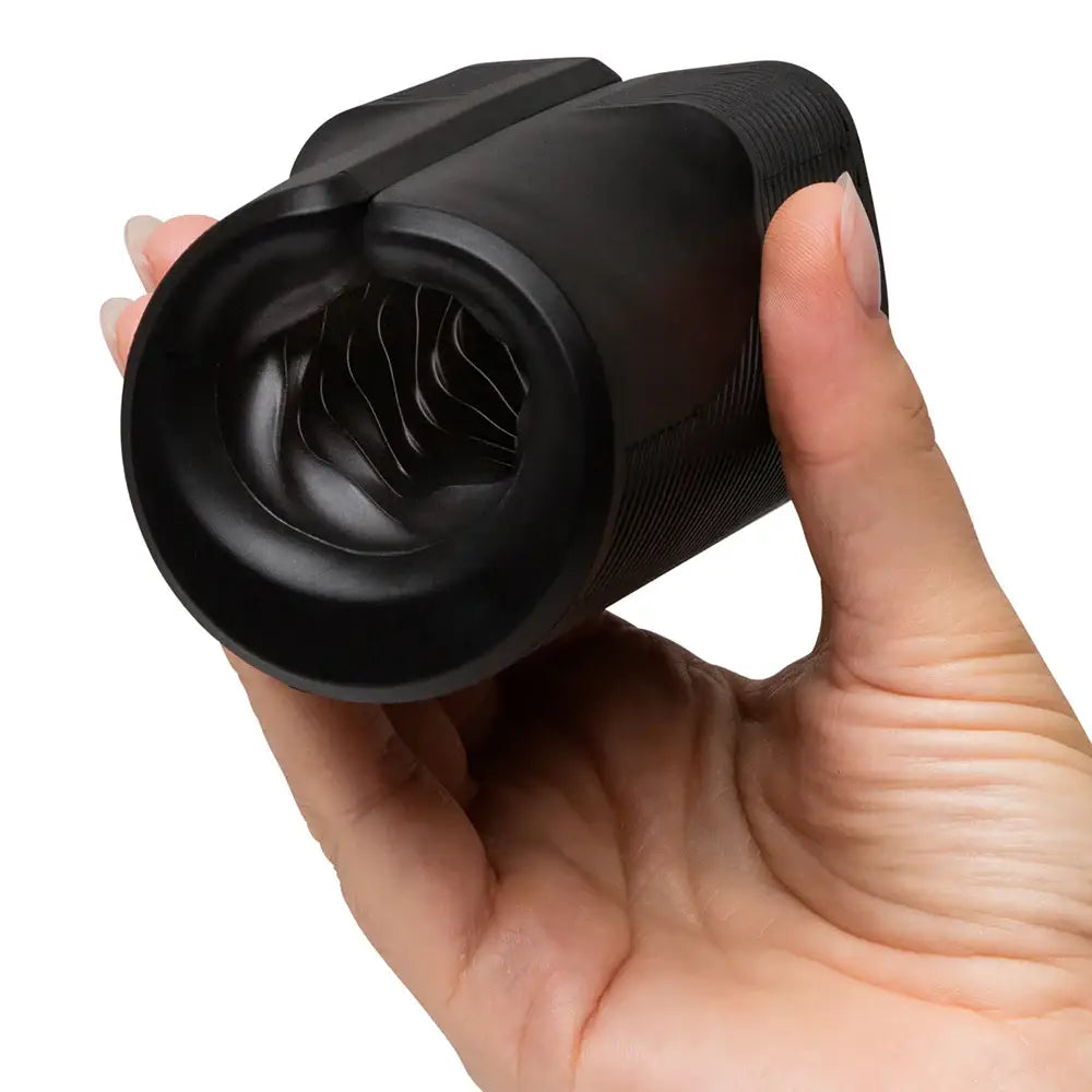 Arcwave Zing Vibrating Stroker Black Masturbator