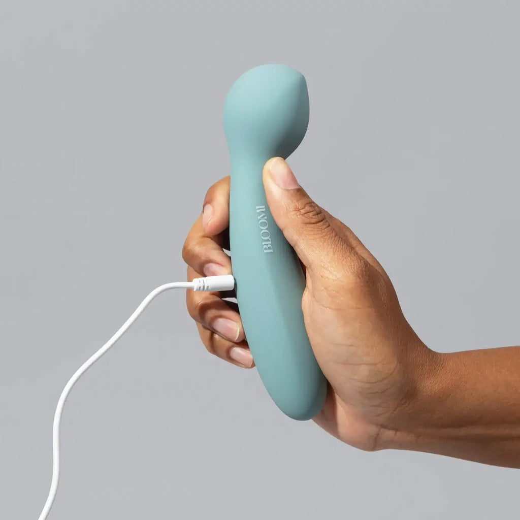 Bloomi Caress Full-Body Massager Light Blue