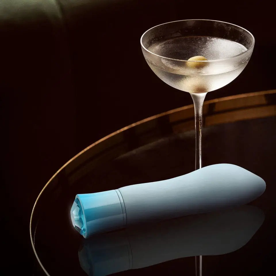 Oh My Gem® Aquamarine Ardor Rechargeable Vibrator - Rolik®