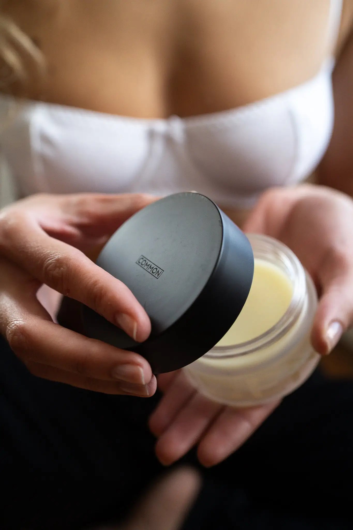 Common Confidential Mini Massage Butter