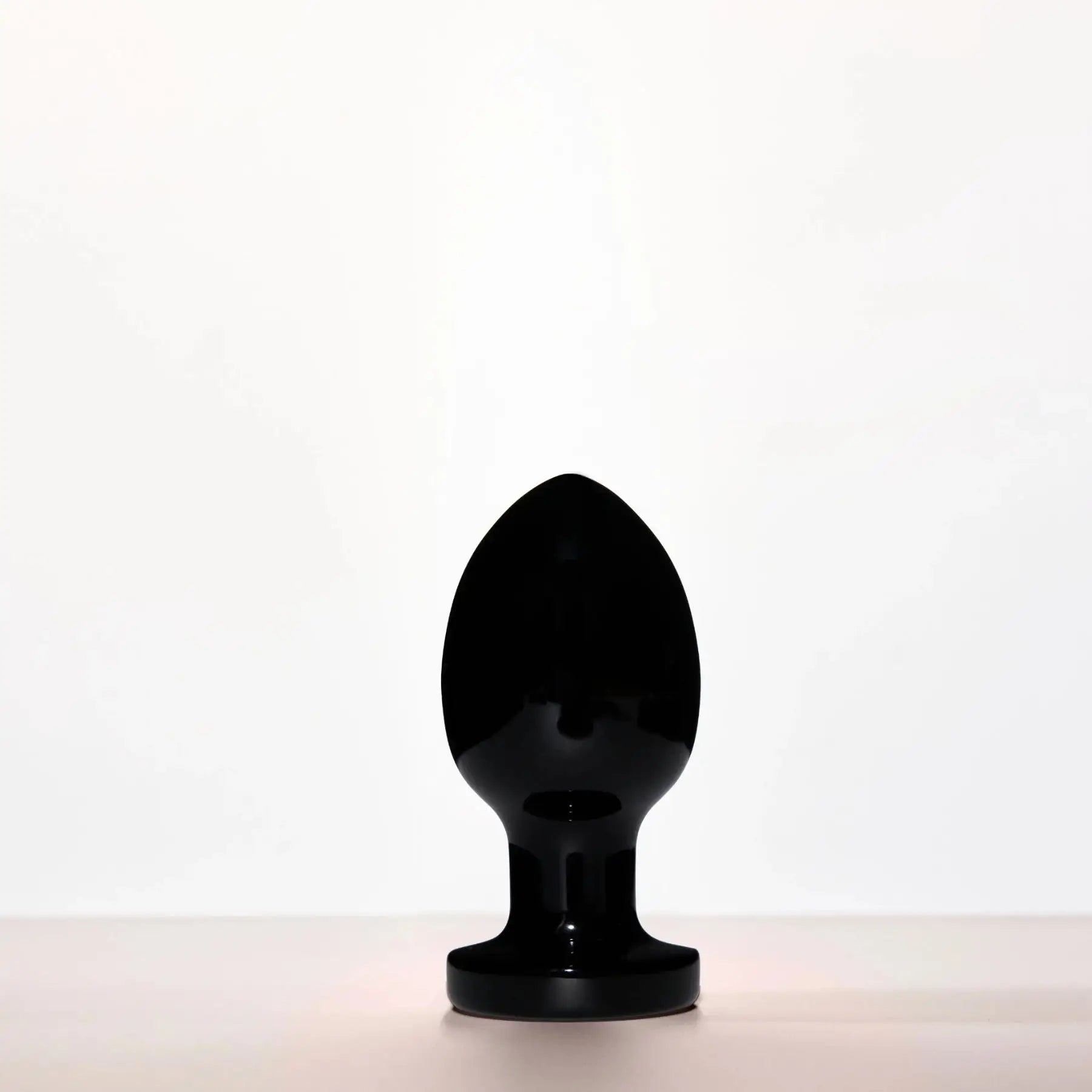 Black Chakrubs Xaga Root Obsidian Plug