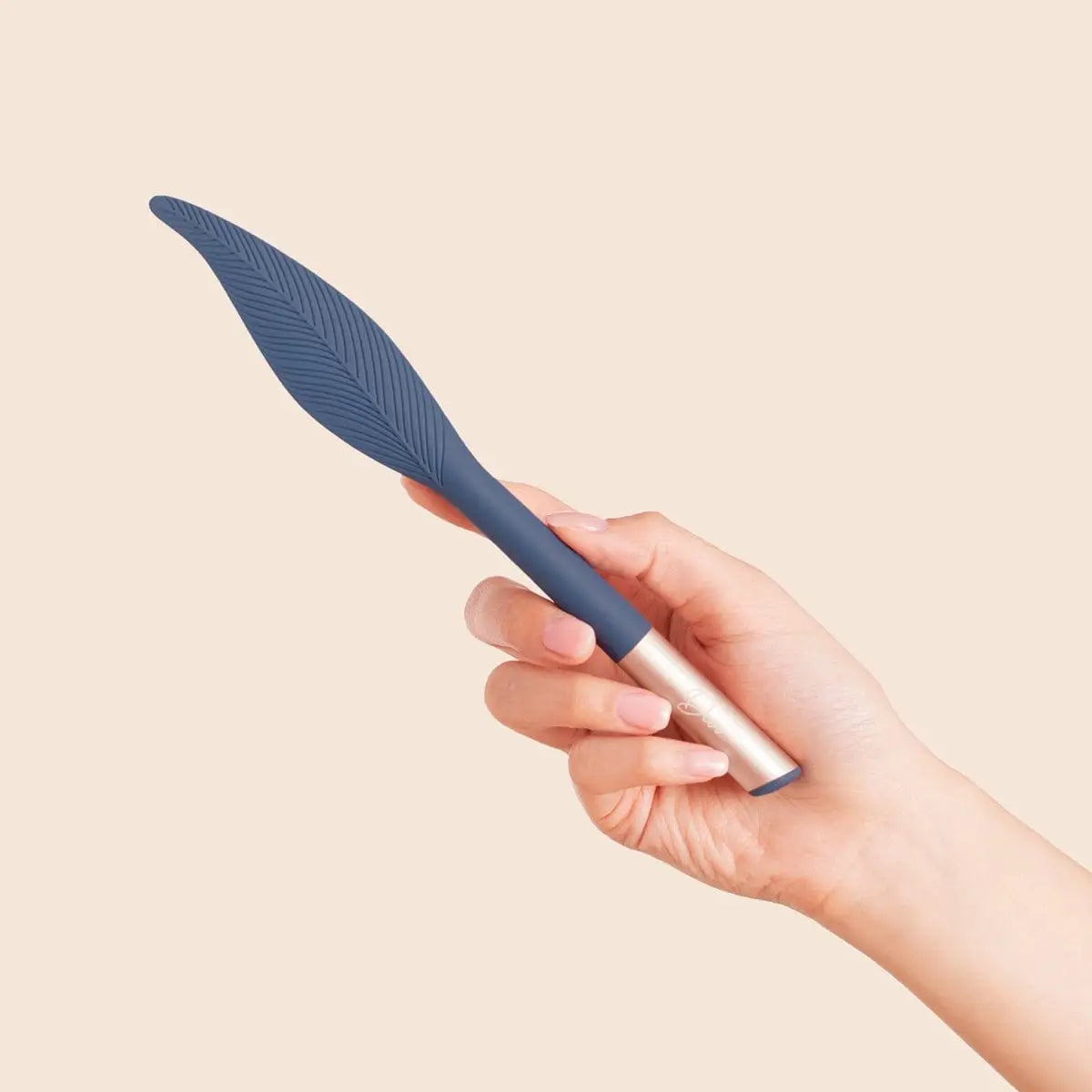 Deia™ The Feather Vibrating Tickler - Rolik®
