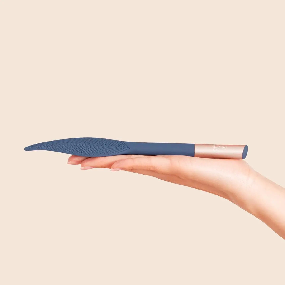 Deia™ The Feather Vibrating Tickler - Rolik®