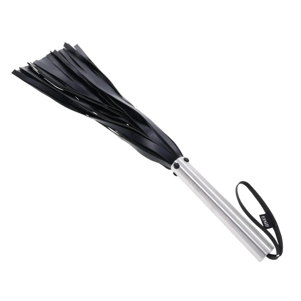 Edge® Flogger