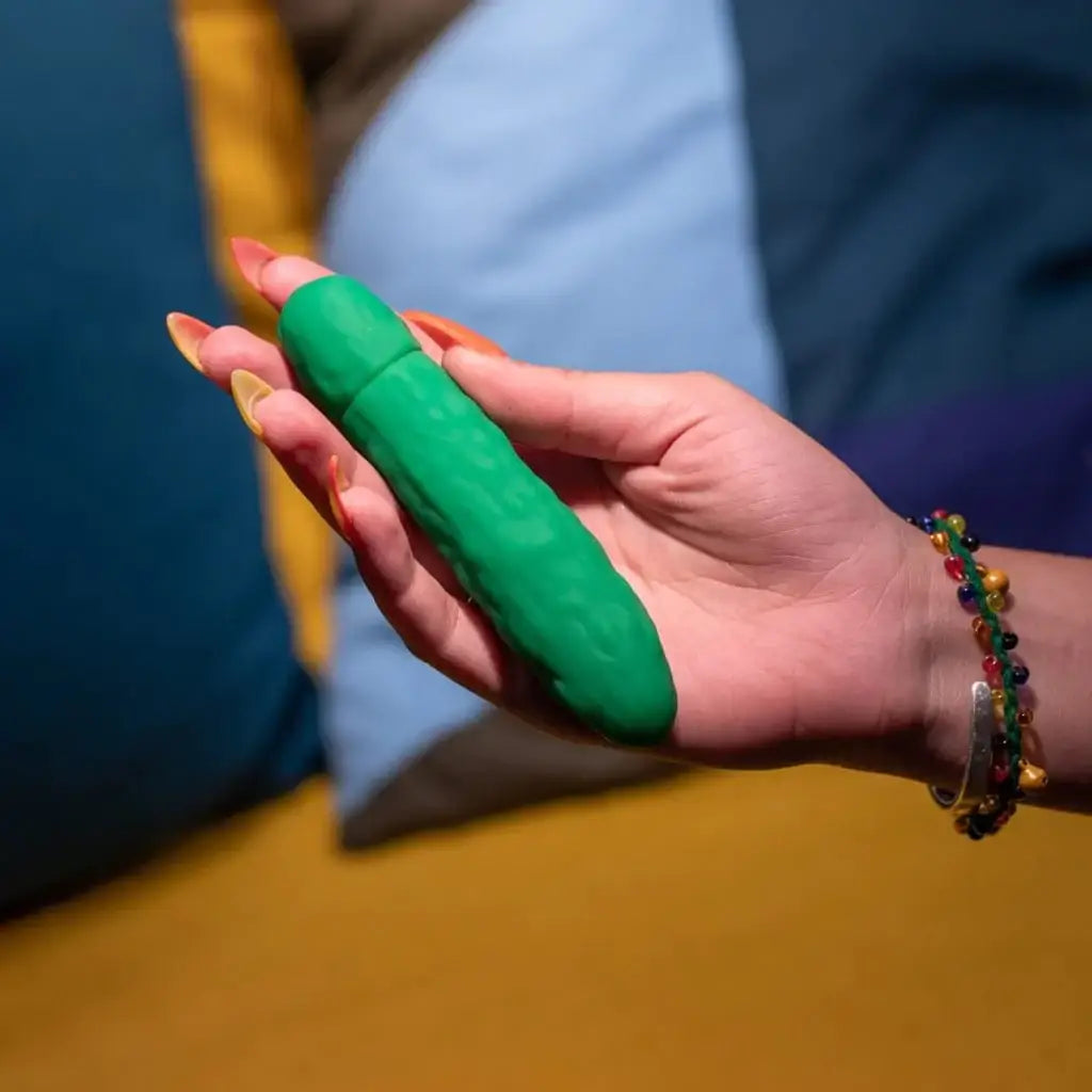 Emojibator® Pickle Rechargeable Vibrator - Rolik®