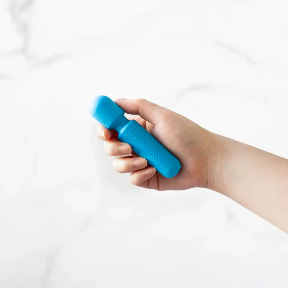 Emojibator® Tiny Wand Vibrator - Rolik®