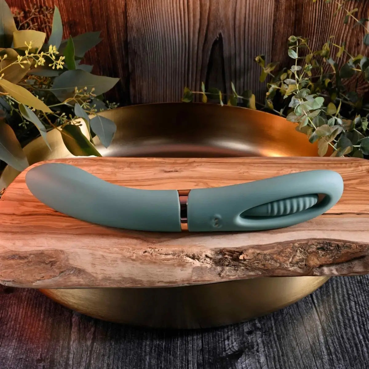 Evolved® Chick Flick Vibrator With Flicker - Rolik®