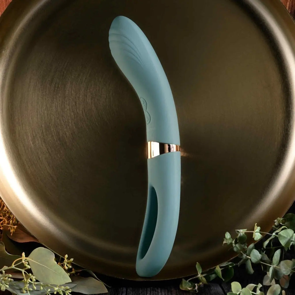 Evolved® Chick Flick Vibrator With Flicker - Rolik®