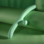 Evolved® Novelties Evolved Meet Me Halfway Dual-Ended Couples Vibrator Mint