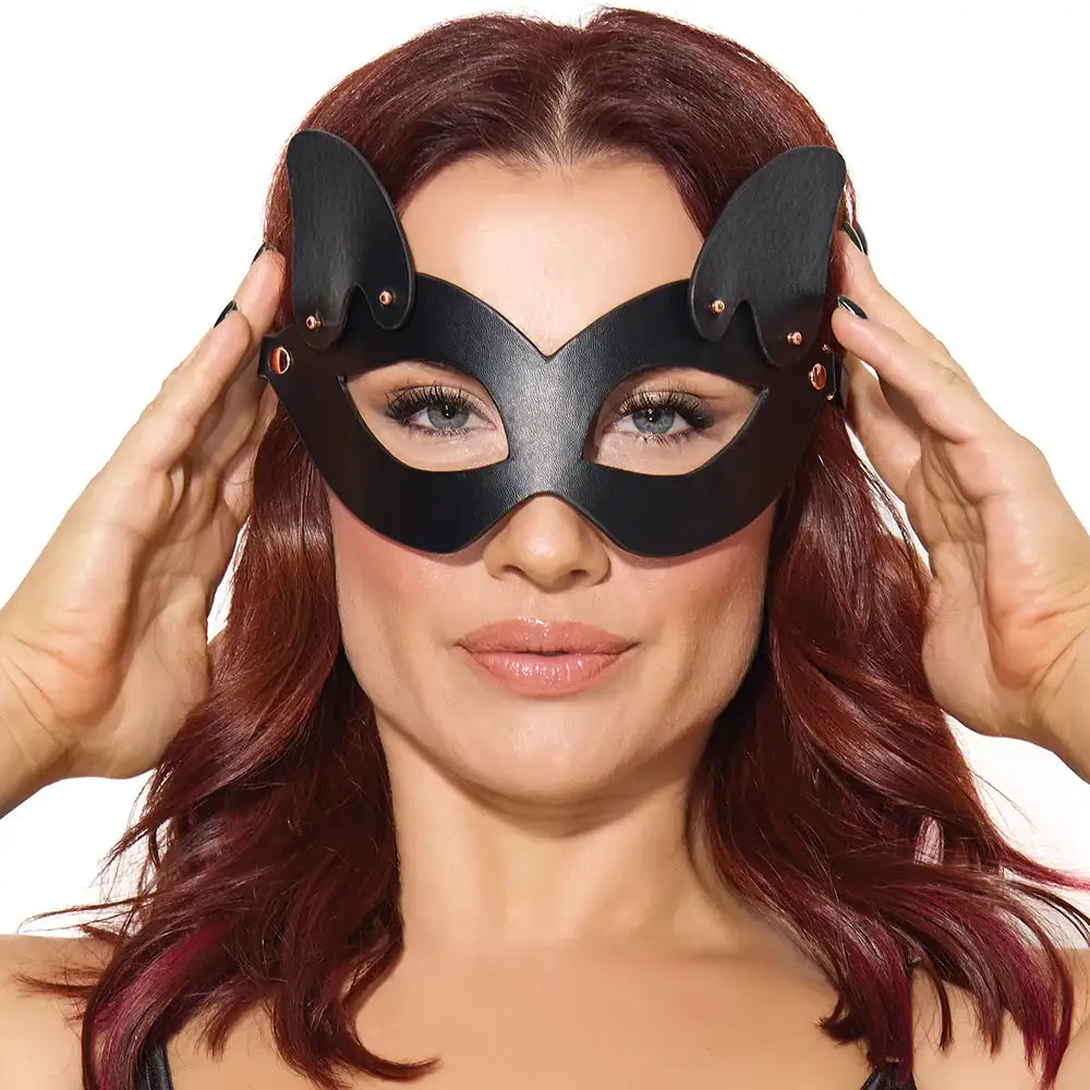 Black Feline Fatale Mask