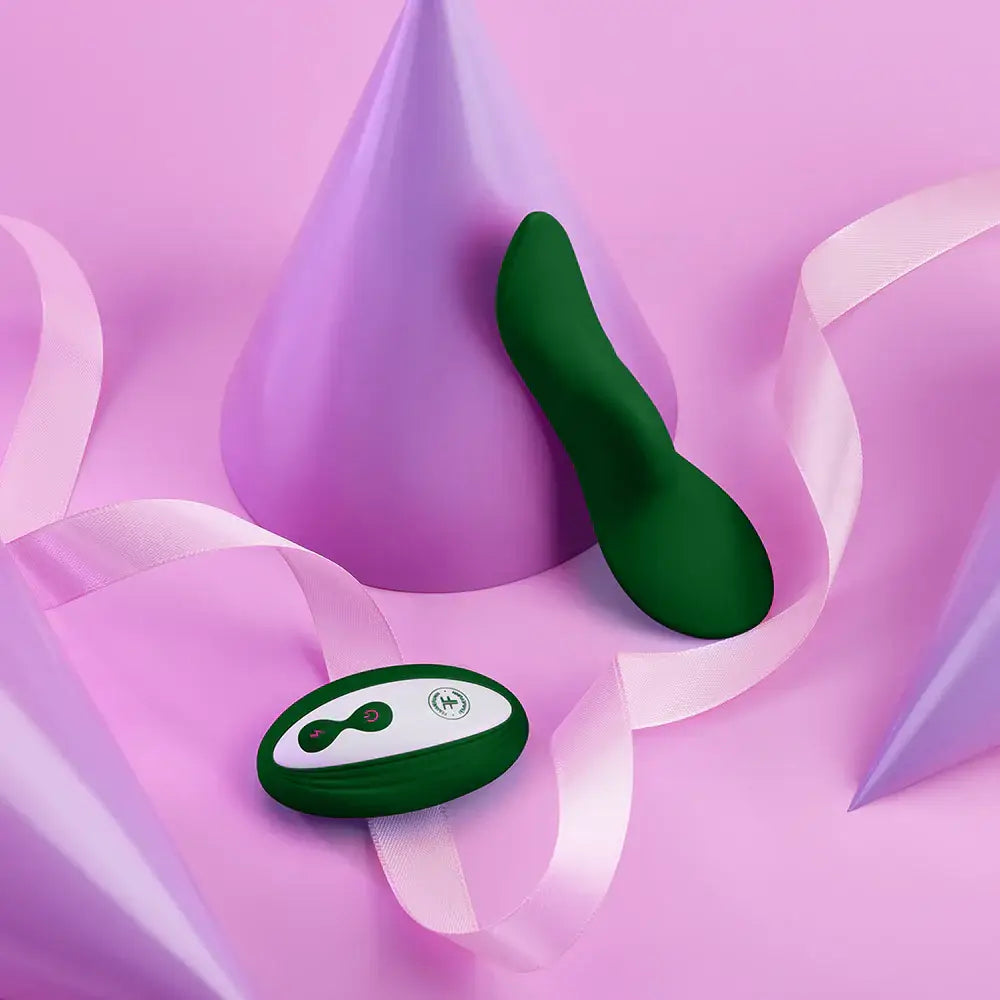 FemmeFunn Unda Remote Panty Vibrator