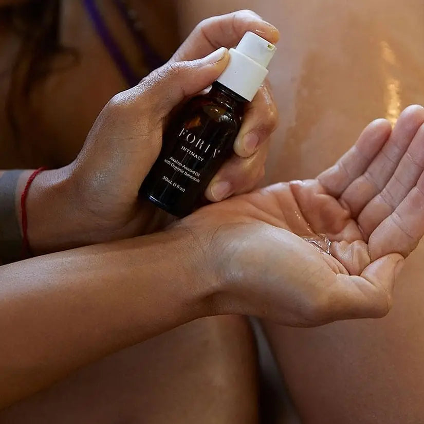Foria® Intimacy Awaken Arousal Oil with Organic Botanicals - Rolik®