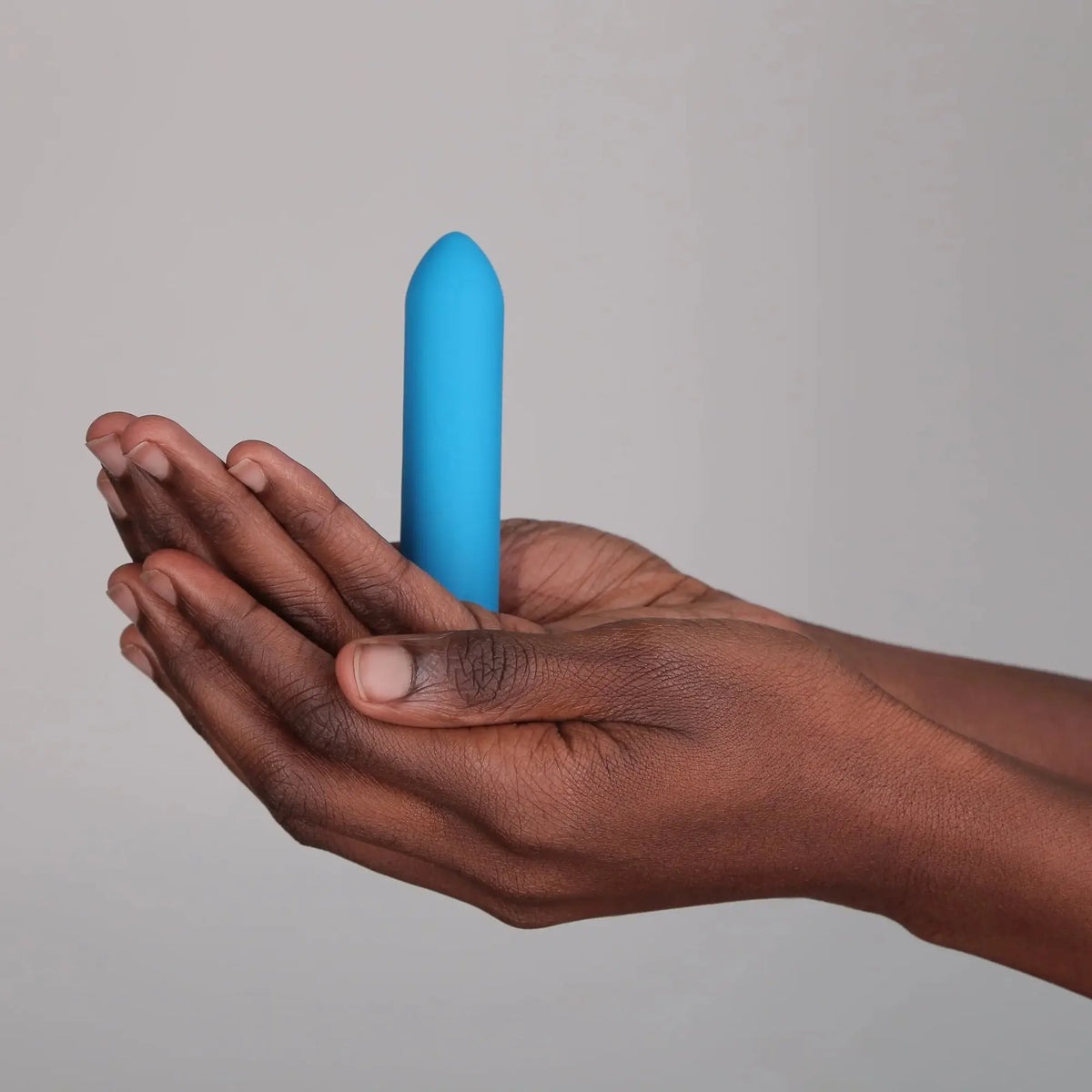 Je Joue Bullet Classic Vibrator – Waterproof Rechargeable Clitoral Vibe Turquoise