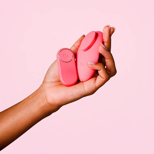 Je Joue ILY Wearable Panty Vibrator Pink