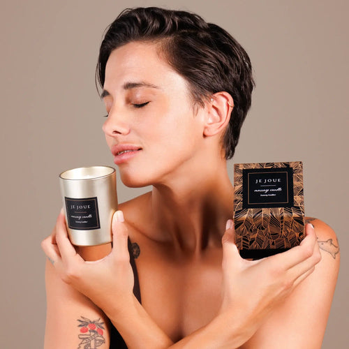 Je Joue Leather Soy Wax Body Massage Candle
