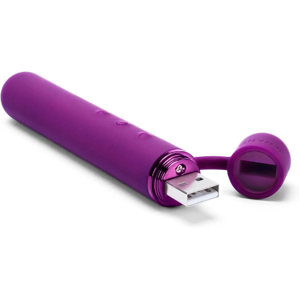 Le Wand Baton Rechargeable Vibrator - 15 Modes & 6 Intensities