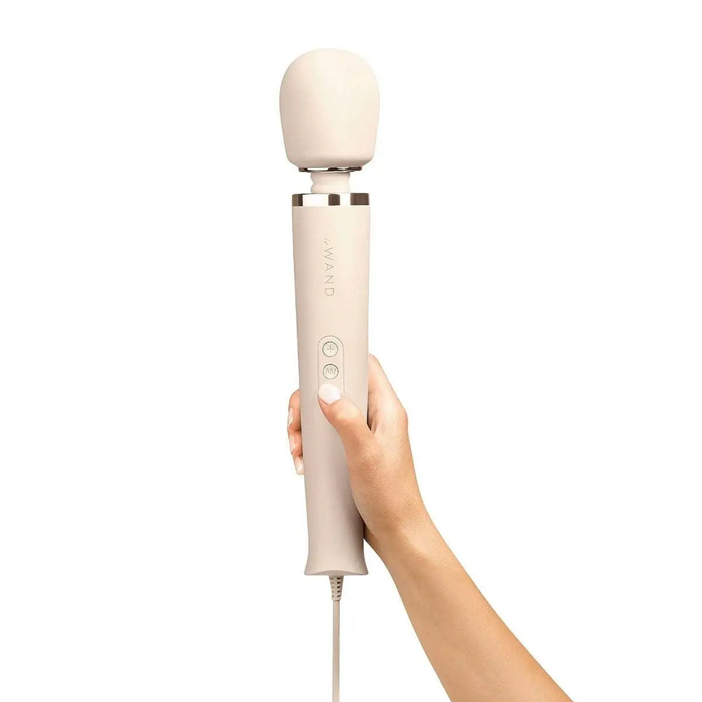 Le Wand Plug - In Vibrating Massager - Rolik®