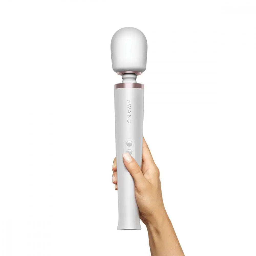 Le Wand Rechargeable Vibrator - Rolik®