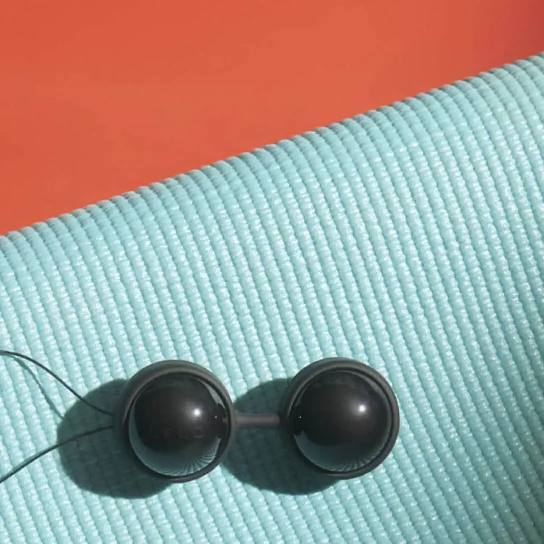 LELO Beads Noir - Weighted Pleasure Balls for Intimacy Black