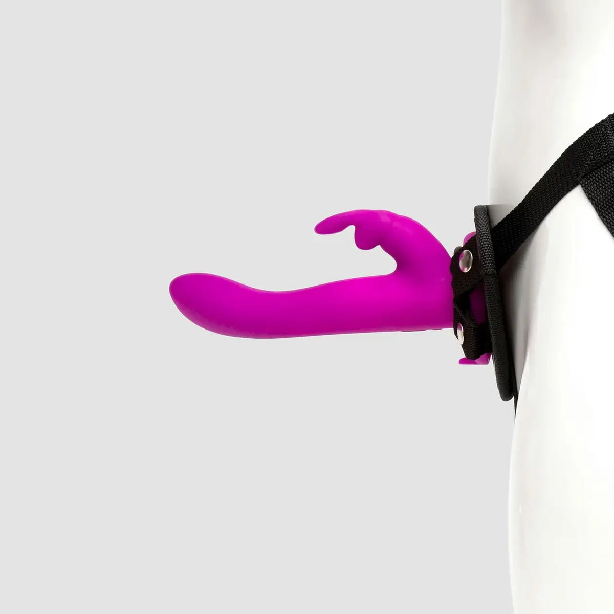 Lovehoney® Happy Rabbit Vibrating Strap-On Harness Kit with 15 Functions Magenta