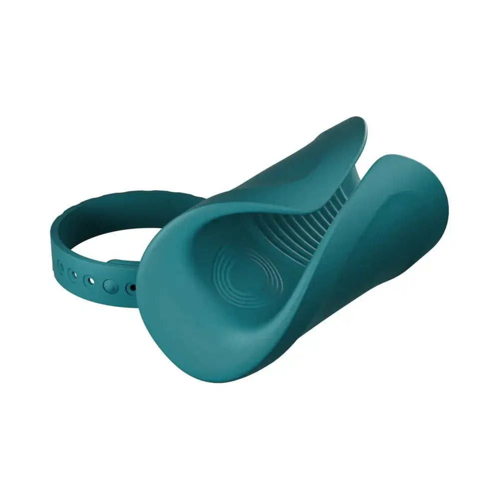 Lovense Gush 2 Handsfree Remote Vibrating & Oscillating Masturbator - Rolik®