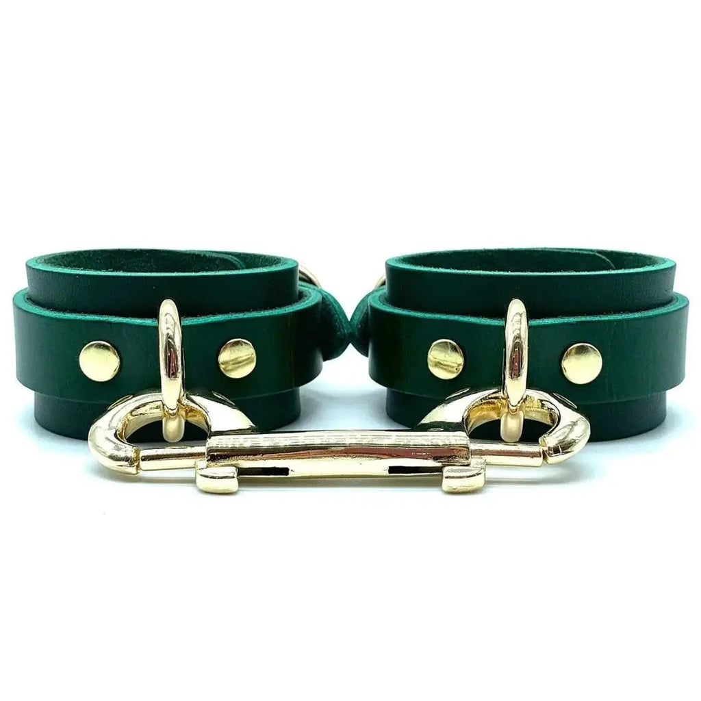 Lulexy Mona 7 - Piece Leather Luxury Bondage Set - Green - Restraints