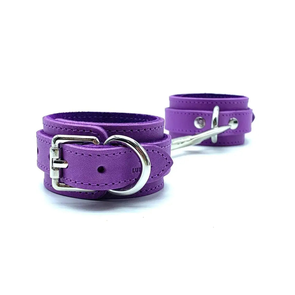 Lulexy Tango 7 - Piece Leather Luxury Bondage Set - Restraints