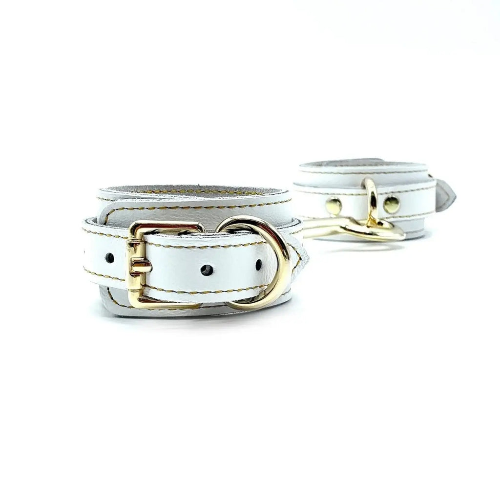 Lulexy Vienna 7 - Piece Leather Luxury Bondage Set - Restraints