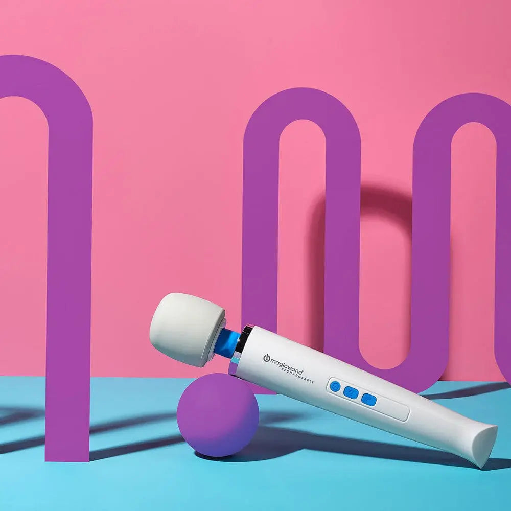 Magic Wand Rechargeable New York Times Wirecutter Pick - White - Vibrator