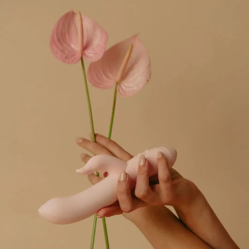 Pepper Indulge Rabbit Vibrator - Rolik®