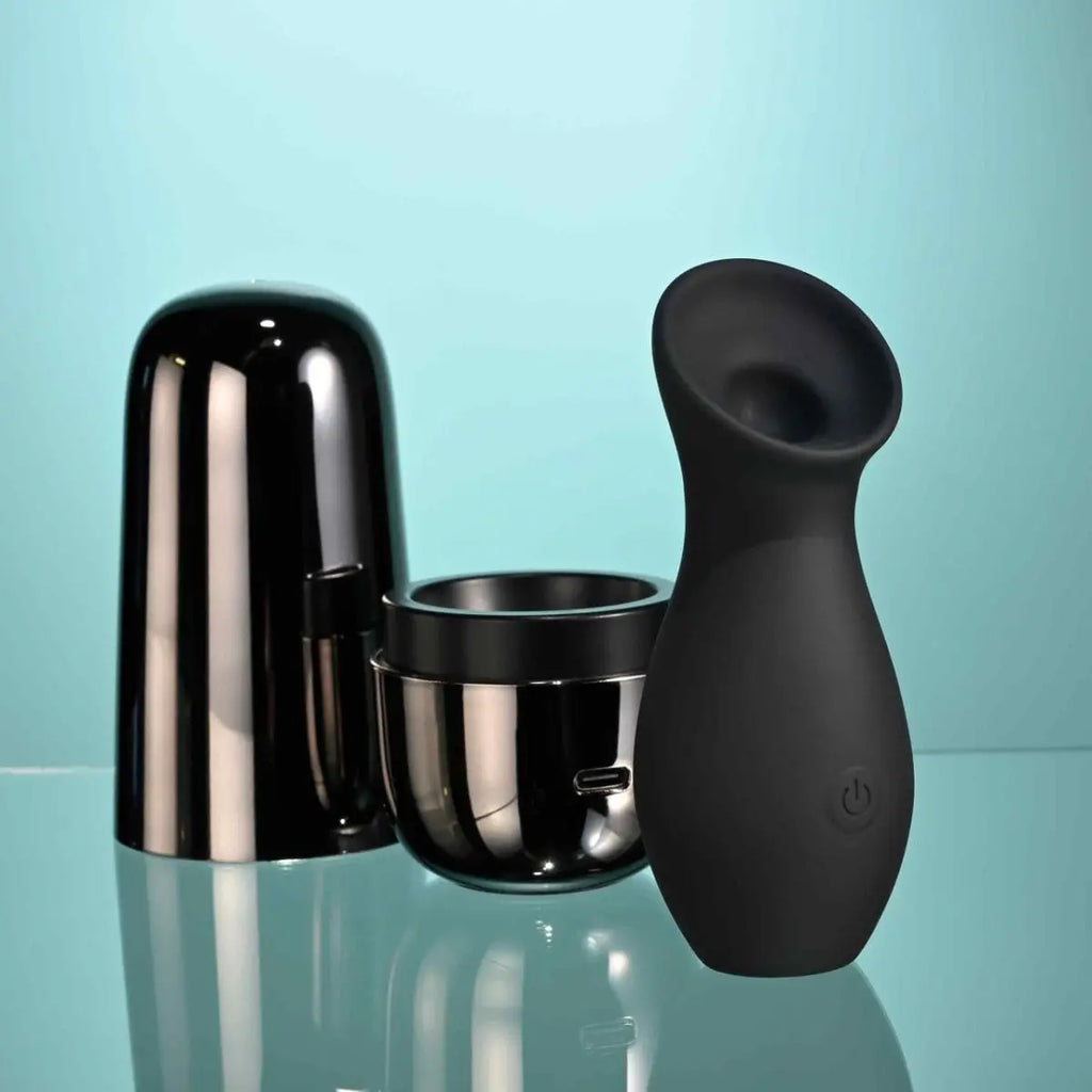 Playboy Pleasure The Jet Set Sucker Travel Massager - Rolik®