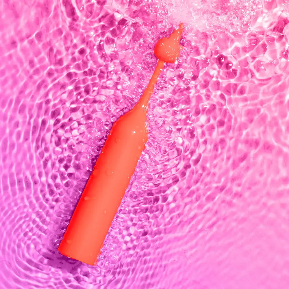 ROMP™ Pop Vibrating Clitoral Stimulator - Red - Vibrator