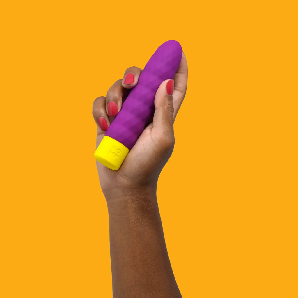 ROMP™ Romp Beat Textured Bullet Vibrator – Waterproof Clitoral Stimulator Violet