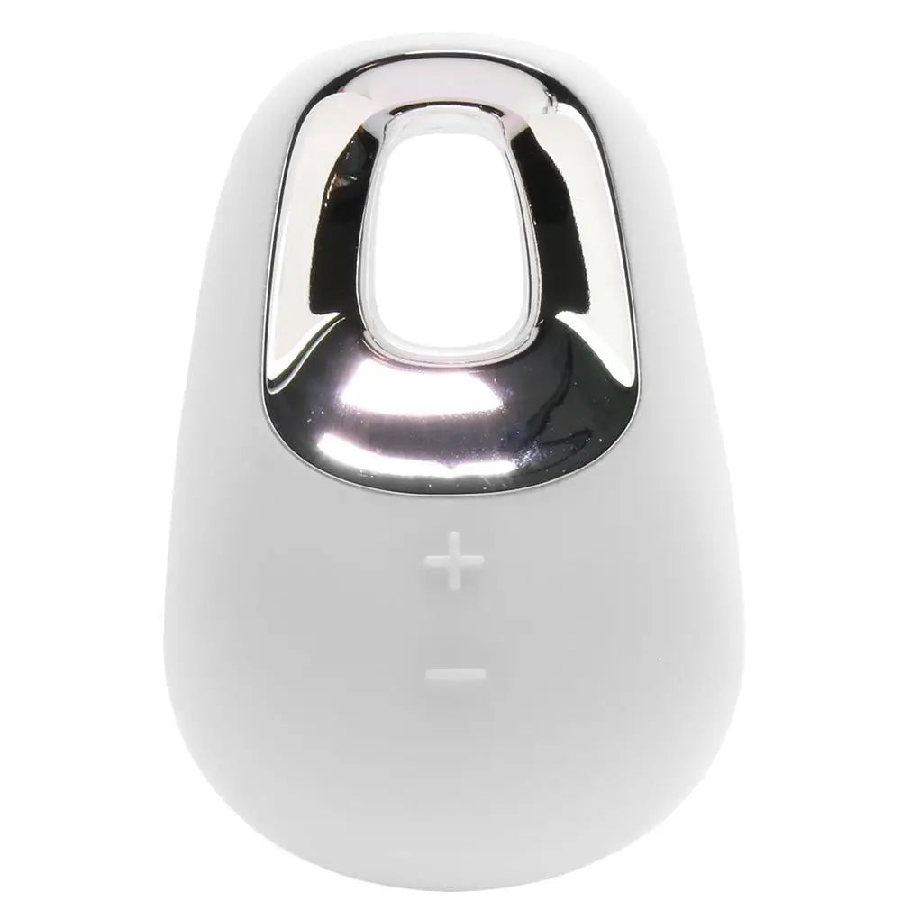 Satisfyer White Temptation Lay - on Vibrator