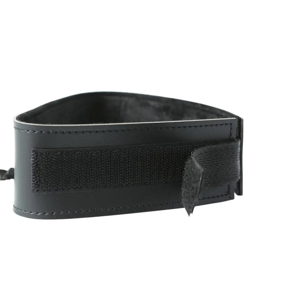 Sex & Mischief® Black Leash and Collar - Restraints