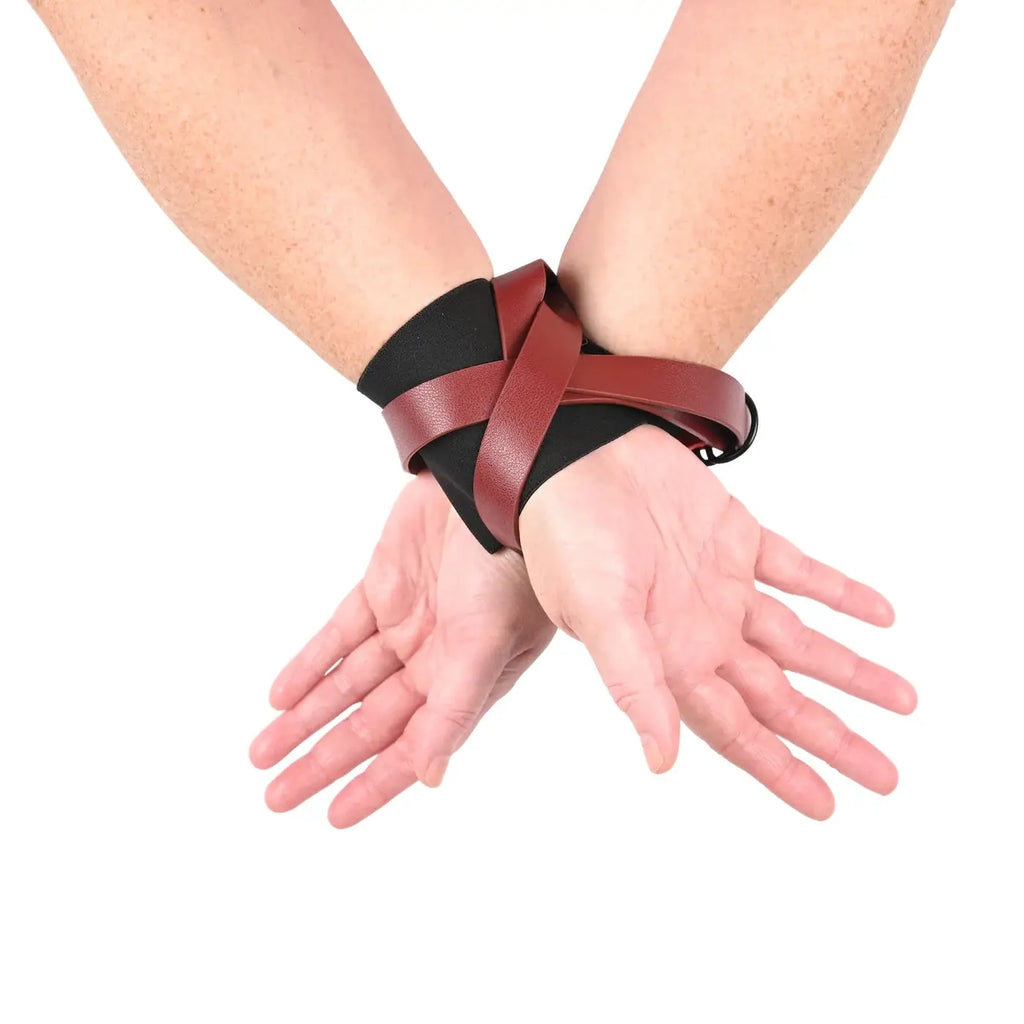 Sex & Mischief® Ex’s Oh’s Cross Cuffs - Restraints