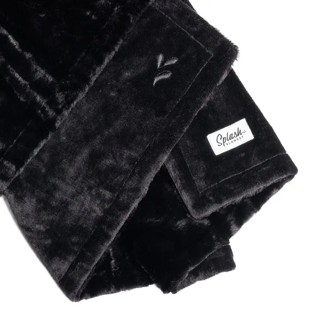 Splash Blanket Furlush Waterproof – Plush Velvet & Faux Rabbit Fur X-Small / Black
