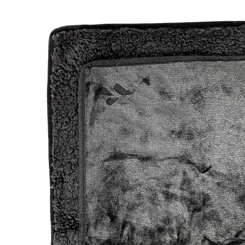 Splash Blanket OG Waterproof – Dual-Sided Sherpa & Micro-Velvet Medium / Black