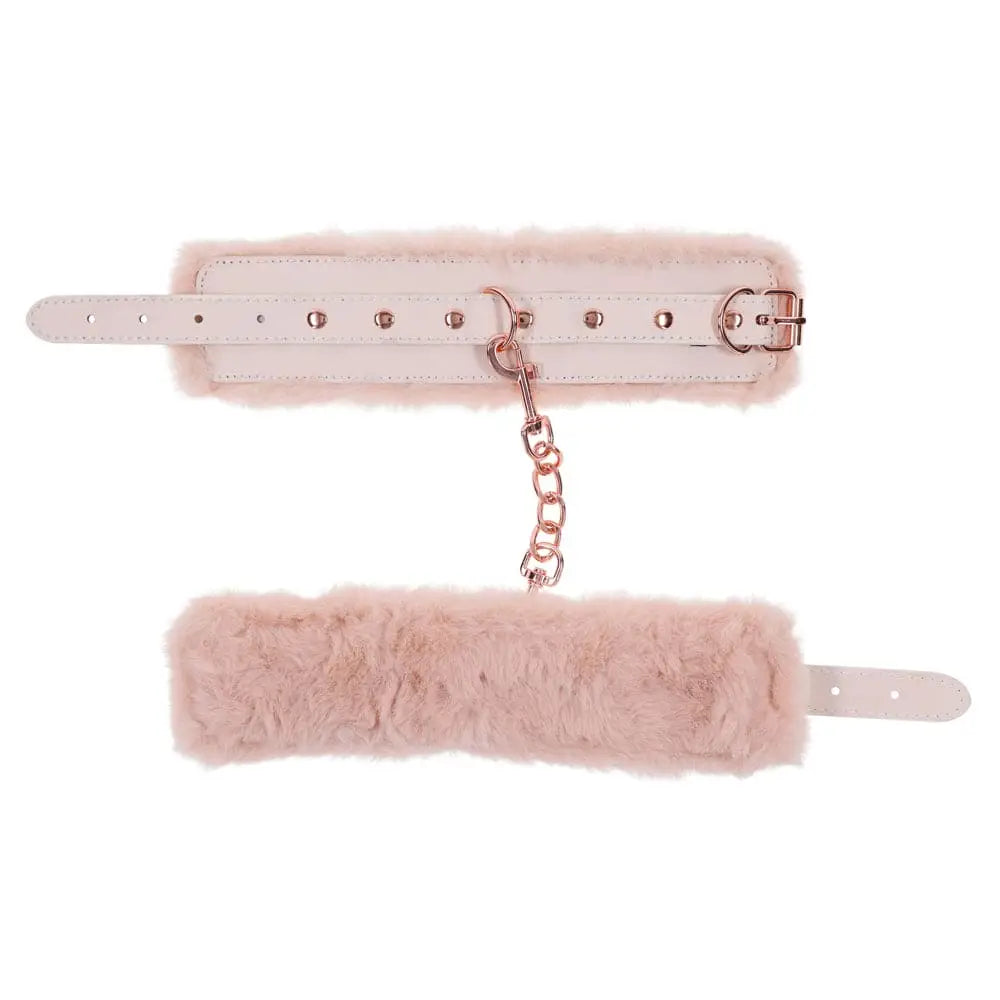 Sportsheets® Sex & Mischief® Peaches ‘n CreaMe Fur Handcuffs - Rolik®