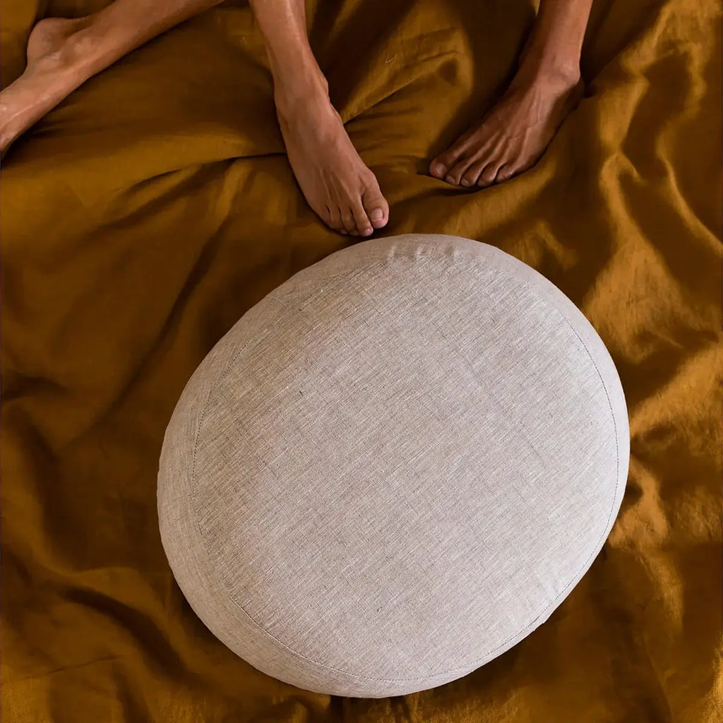 Tabu Group The Prim - A Wedge Pillow for Partners