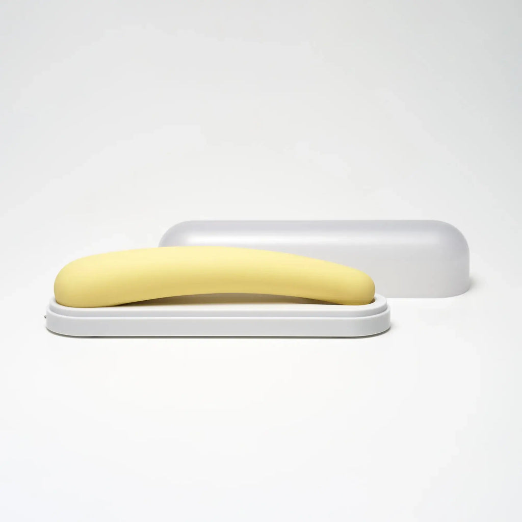 Tenga® iroha Mikazuki Vibrator – Crescent-Shaped G-Spot & Clitoral Vibe 8 Modes