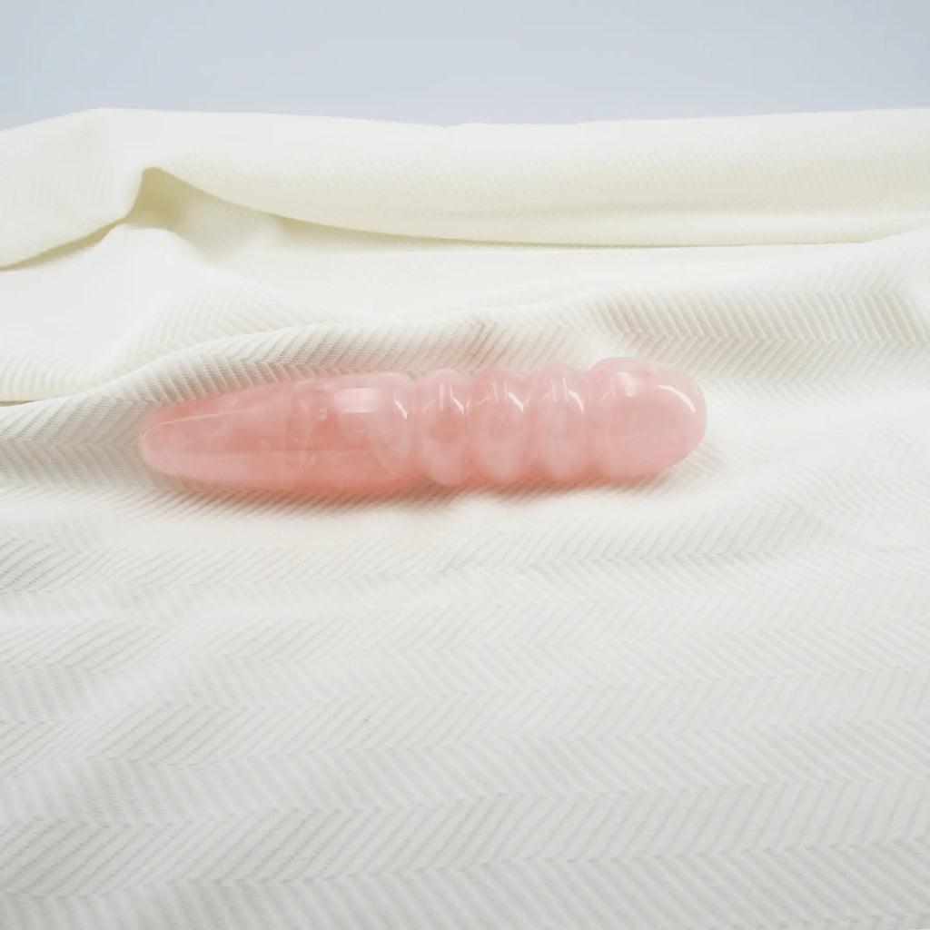 Unduluna Rose Quartz Wand / 7’’ Dildo