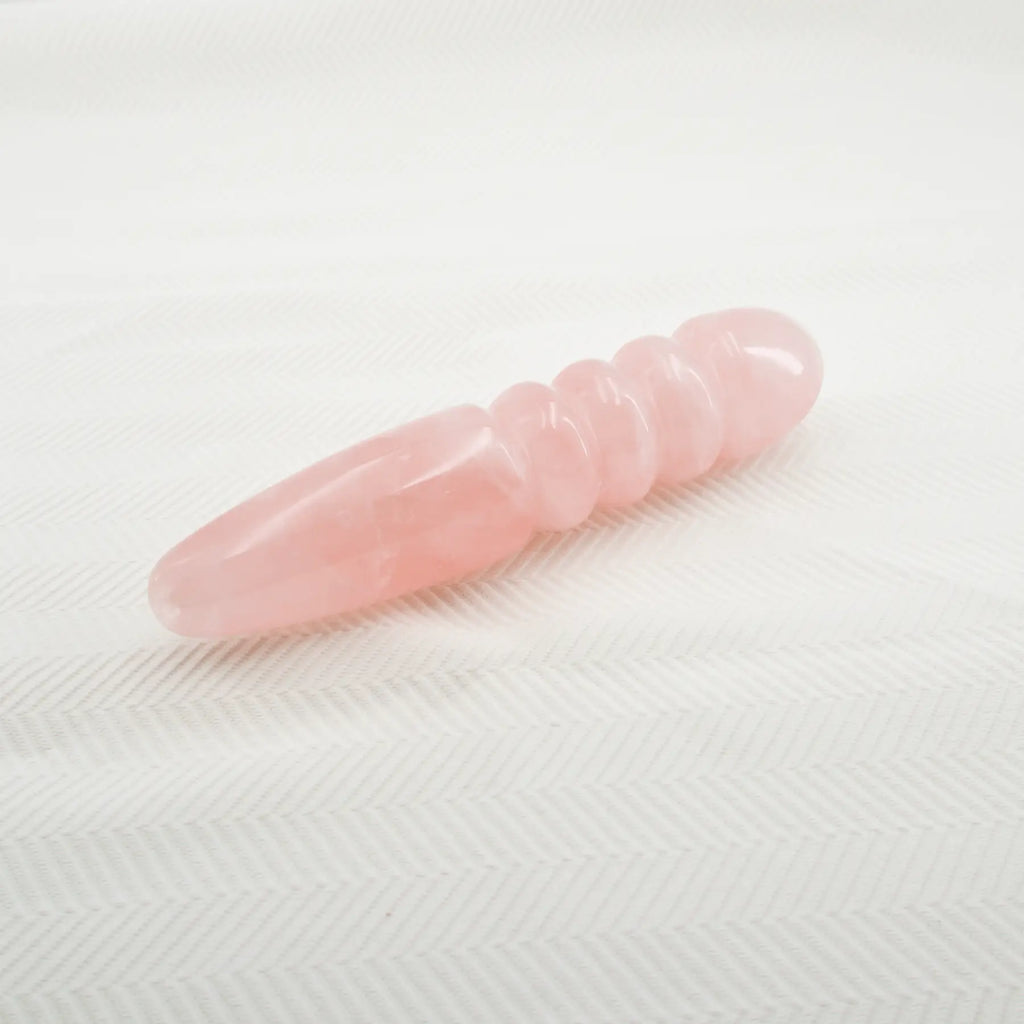 Unduluna Rose Quartz Wand / 7’’ Dildo