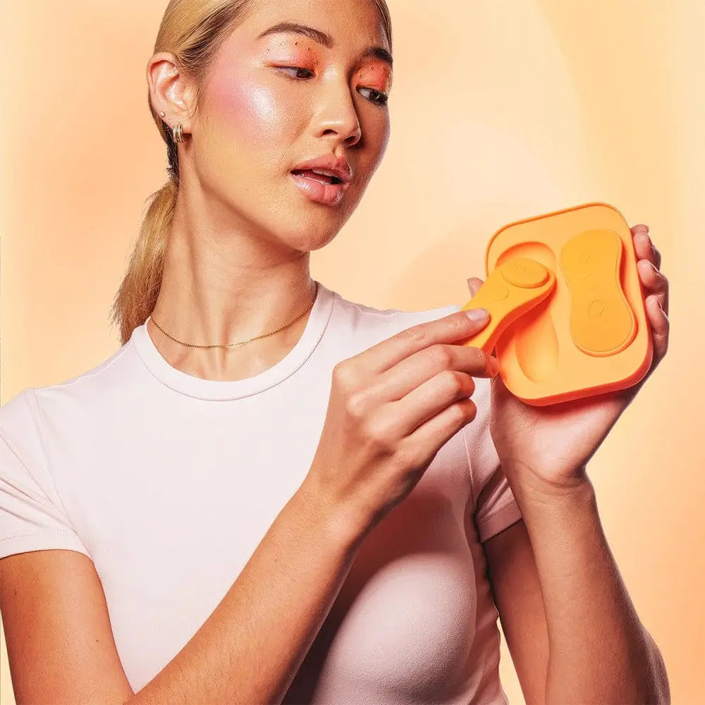 Vush™ Luna Wearable Remote Vibrator - Rolik®