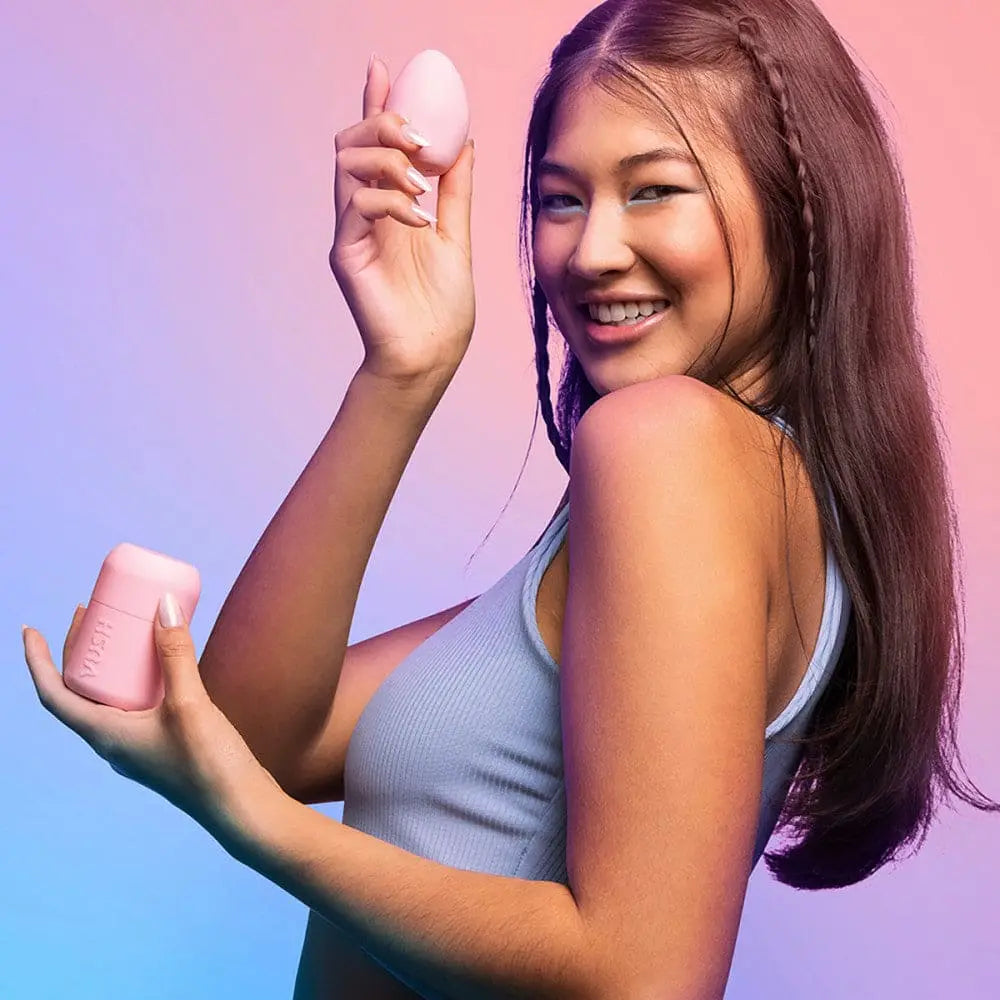 Vush™ Plump Palm Vibrator - Rolik®