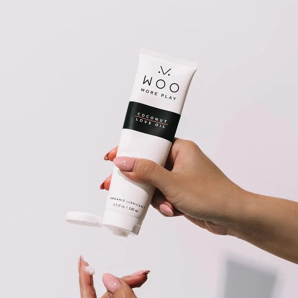 Woo More Play Coconut Love Oil - Rolik®